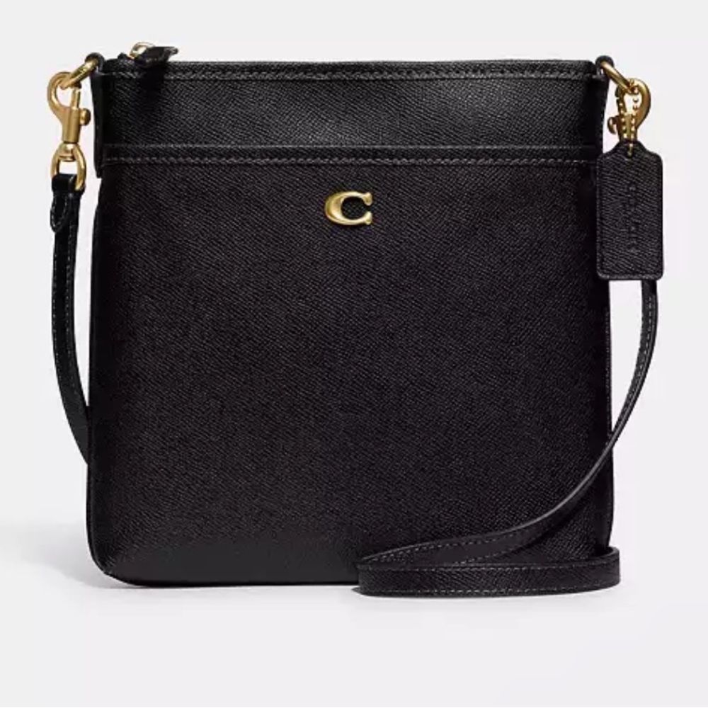 Kitt Messenger Crossbody Bag